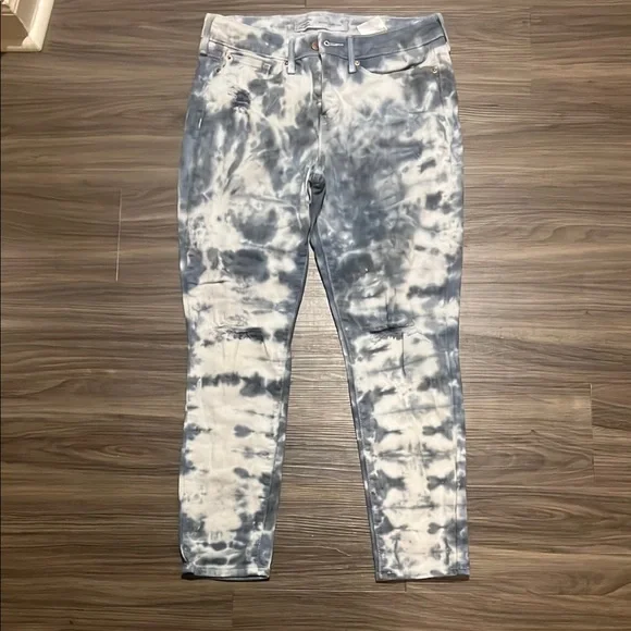 Chic Women's Tie-Dye Jeans - Picture 1 of 4